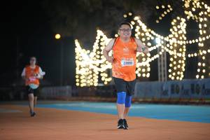 BIB: 888, 23999
                            <button type="button" onclick="openModal(21526203)" class="btn btn-primary btn-sm float-right btn-popup" data-toggle="modal" data-target=".modal-high-quality">
                        <i class="fas fa-shopping-cart"></i> Add to Cart
                    </button>
                                            <button type="button" onclick="isThisMe(21526203, true)" class="btn btn-success btn-sm float-right btn-popup btn-isme hidden" data-toggle="tooltip" data-placement="bottom" title="นี่คือรูปของคุณใช่ไหม คลิกที่นี่เพื่อเอาเข้าอัลบั้ม">
                        <i class="fas fa-plus"></i> Add to album
                    </button>
                    <button type="button" onclick="isThisMe(21526203, false)" class="btn btn-warning btn-sm float-right btn-popup btn-isnotme hidden">
                        <i class="fas fa-ban"></i> Remove from album
                    </button>